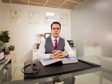 Contactanos- Dr Rodrigo Riera - Oncólogo Médico 473 x 355 Contactanos- Dr Rodrigo Riera - Oncólogo Médico 473 x 355