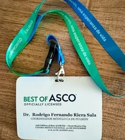 Gafete oficial del Dr. Rodrigo Fernando Riera como coordinador del módulo de cáncer de pulmón en ASCO 2025 CDMX.